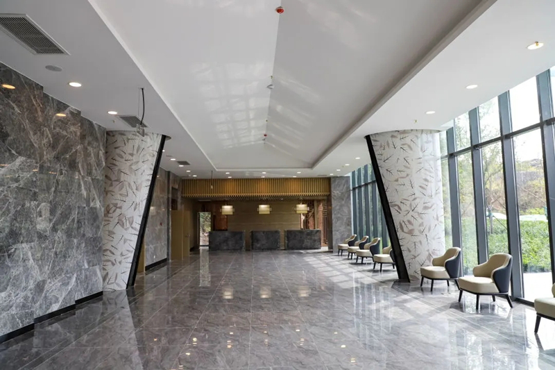 對(duì)外經(jīng)貿(mào)大學(xué)國(guó)際校區(qū)一期啟動(dòng)區(qū)全面完工(圖4) 對(duì)外經(jīng)貿(mào)大學(xué)國(guó)際校區(qū)一期啟動(dòng)區(qū)全面完工(圖4)