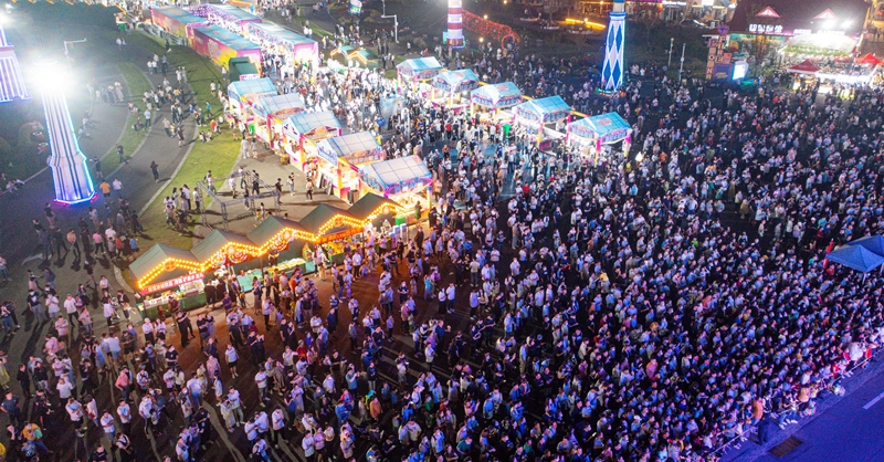 啤酒城、北茶商街“雙節(jié)”活動(dòng)活躍節(jié)日經(jīng)濟(jì)